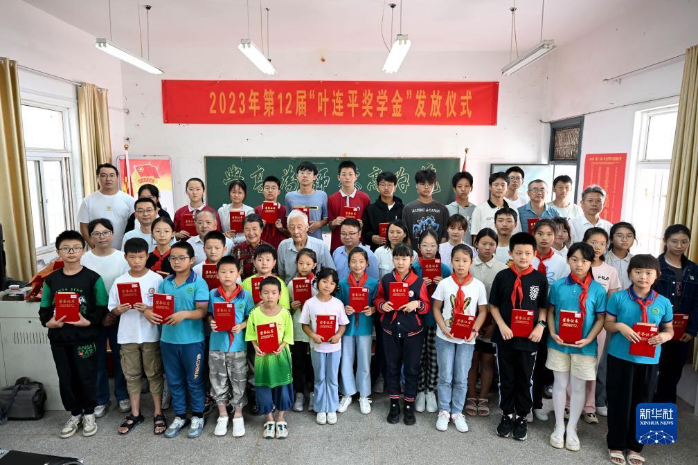 小猫变身水果机下载